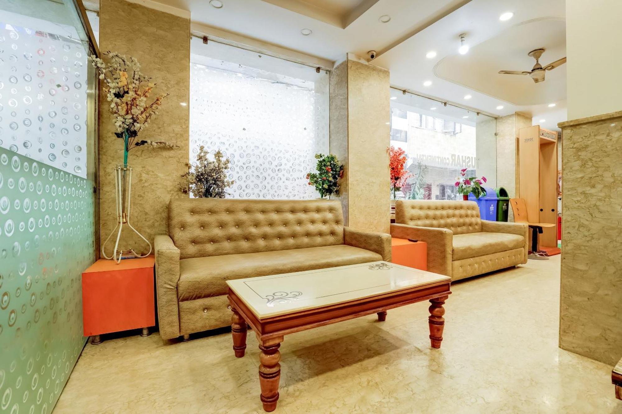 Hotel O Tushar Continental Yeni Delhi Dış mekan fotoğraf